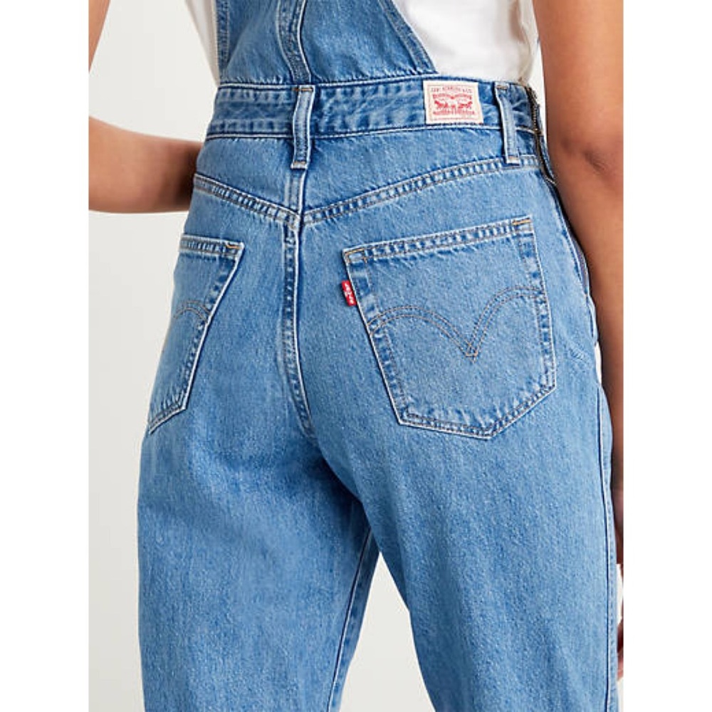 Last one Levi’s TAPERED OVERALLS - Picture 3 of 8
